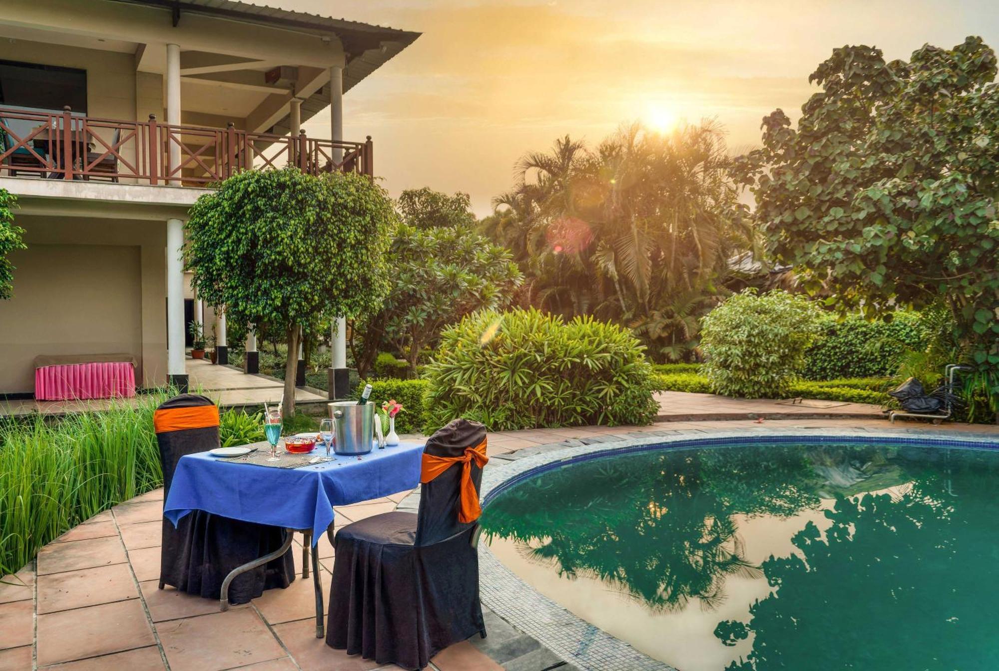 Villa Sunday Alaya Corbett Rāmnagar Exterior foto