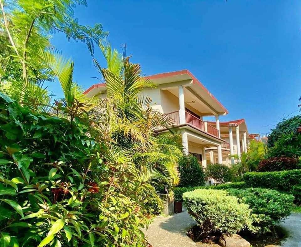 Villa Sunday Alaya Corbett Rāmnagar Exterior foto